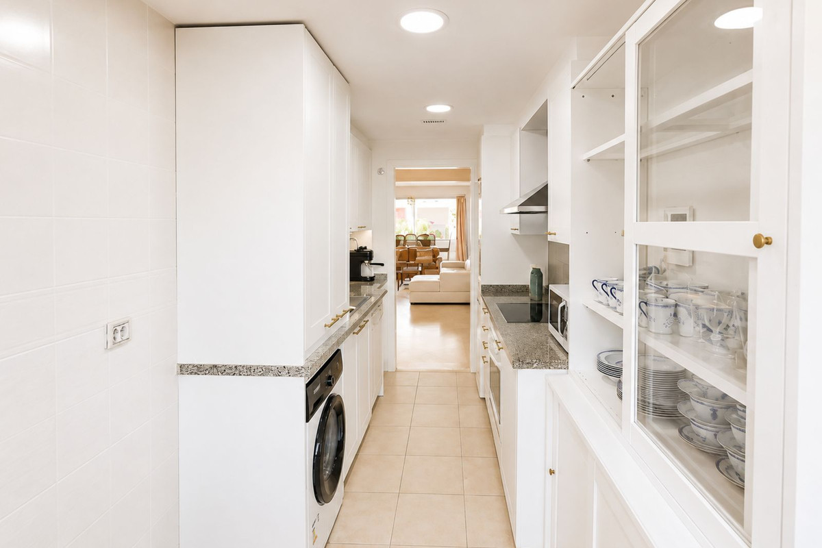 Appartement te koop in Marbella | 2 slaapkamers H5467846