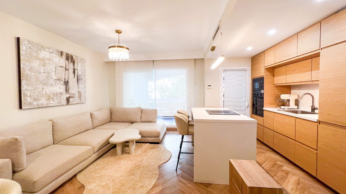 Appartement te koop in Marbella | 2 slaapkamers H5470645