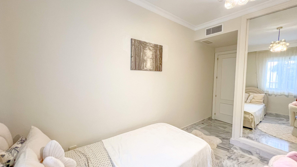 Appartement te koop in Marbella | 2 slaapkamers H5470645