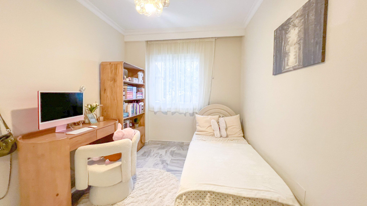 Appartement te koop in Marbella | 2 slaapkamers H5470645