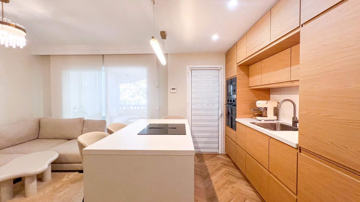 Appartement te koop in Marbella | 2 slaapkamers H5470645