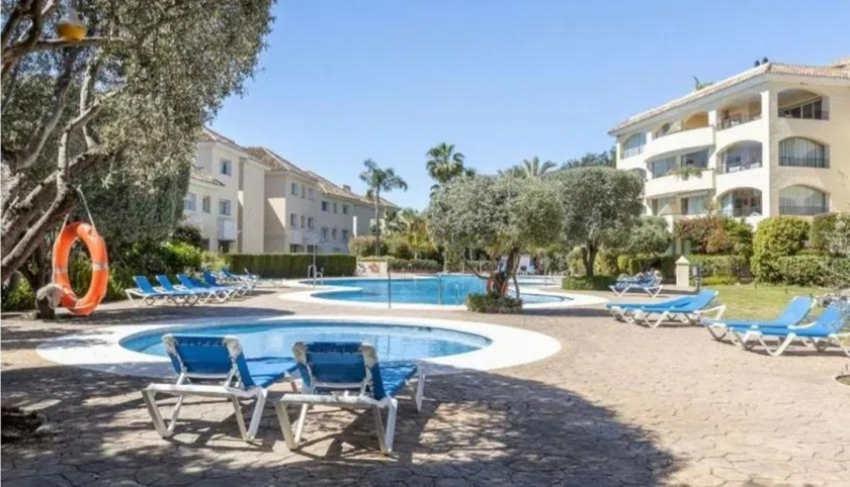 Appartement te koop in Marbella | 2 slaapkamers H5471875