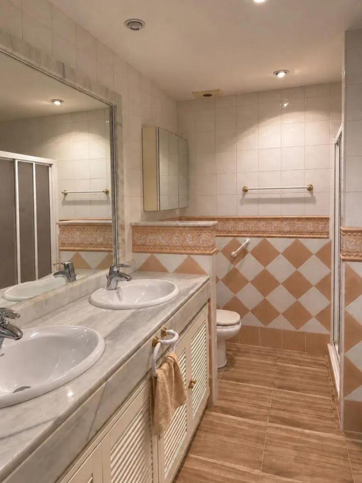 Appartement te koop in Marbella | 2 slaapkamers H5471875