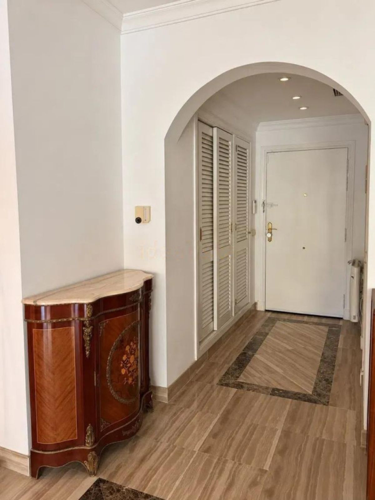 Appartement te koop in Marbella | 2 slaapkamers H5471875