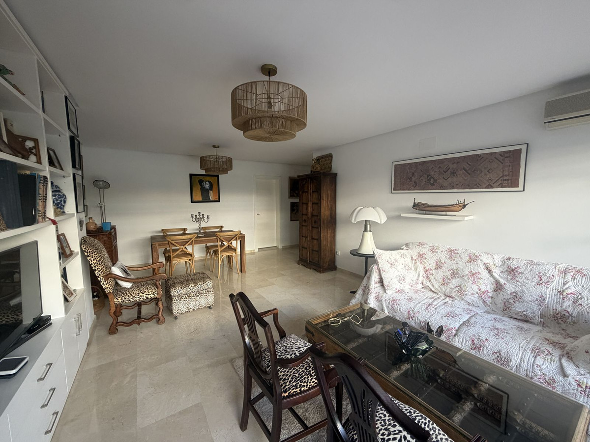 Appartement te koop in Marbella | 3 slaapkamers H5472046