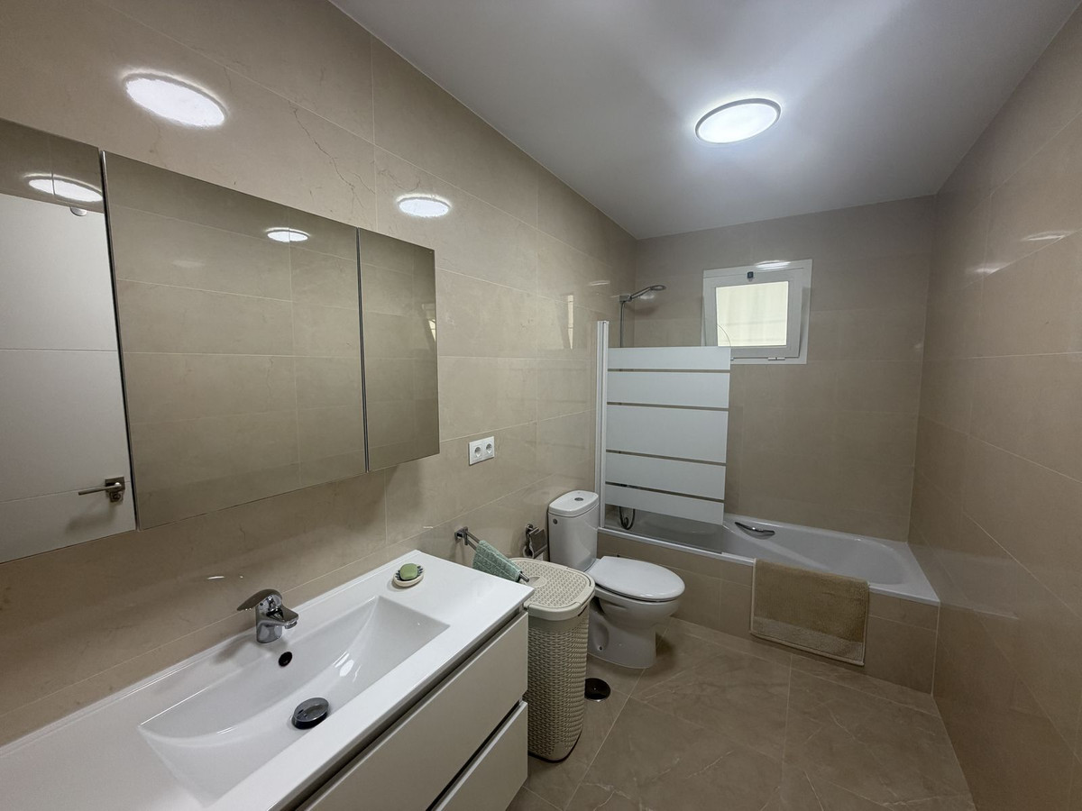 Appartement te koop in Marbella | 3 slaapkamers H5472046