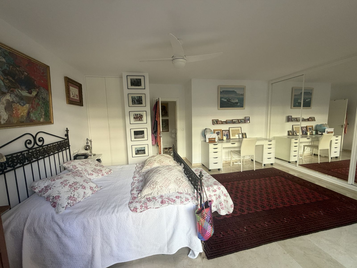 Appartement te koop in Marbella | 3 slaapkamers H5472046
