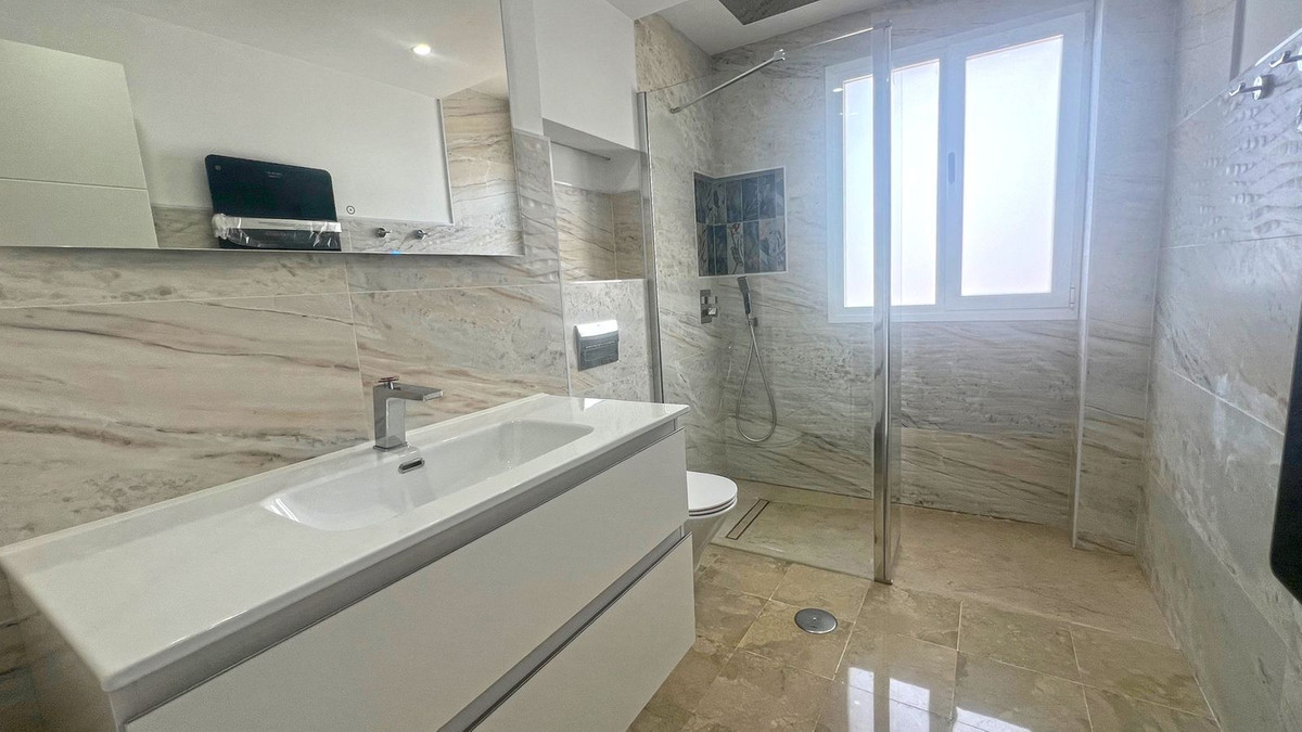 Appartement te koop in Marbella | 3 slaapkamers H5472118