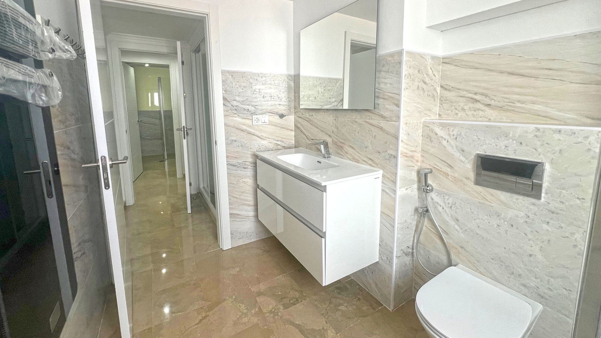 Appartement te koop in Marbella | 3 slaapkamers H5472118