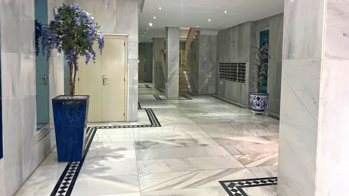Appartement te koop in Marbella | 3 slaapkamers H5472118