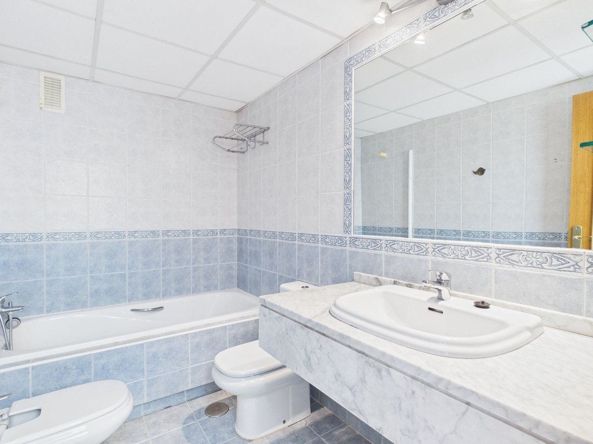 Appartement te koop in Marbella | 4 slaapkamers H5472127