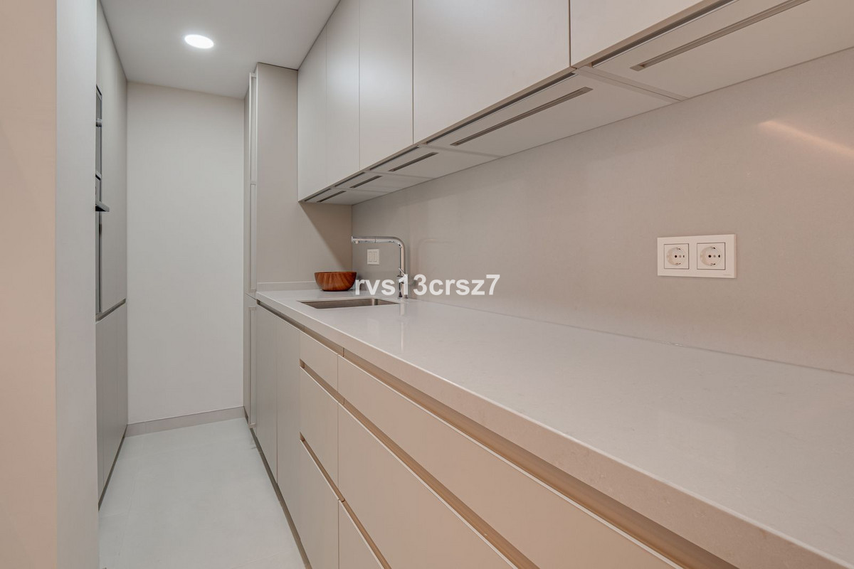 Appartement te koop in Marbella | 2 slaapkamers H5472928
