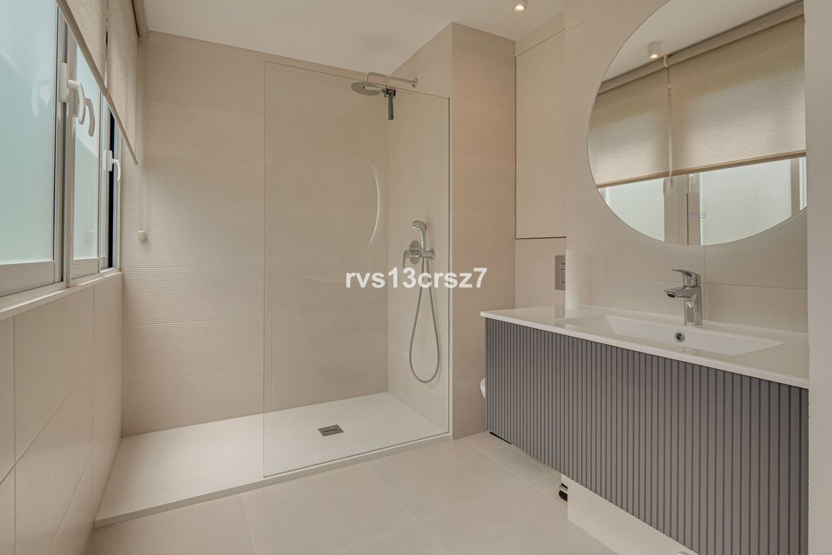 Appartement te koop in Marbella | 2 slaapkamers H5472928