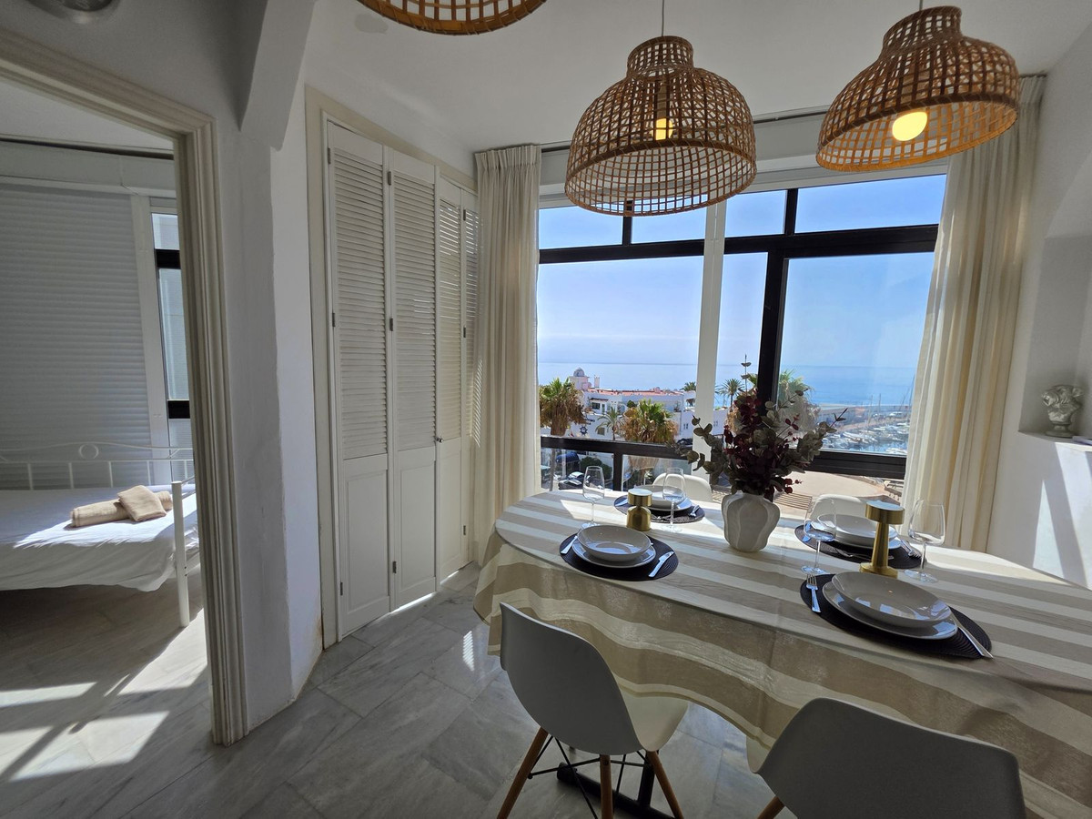 Appartement te koop in Marbella | 2 slaapkamers H5477374