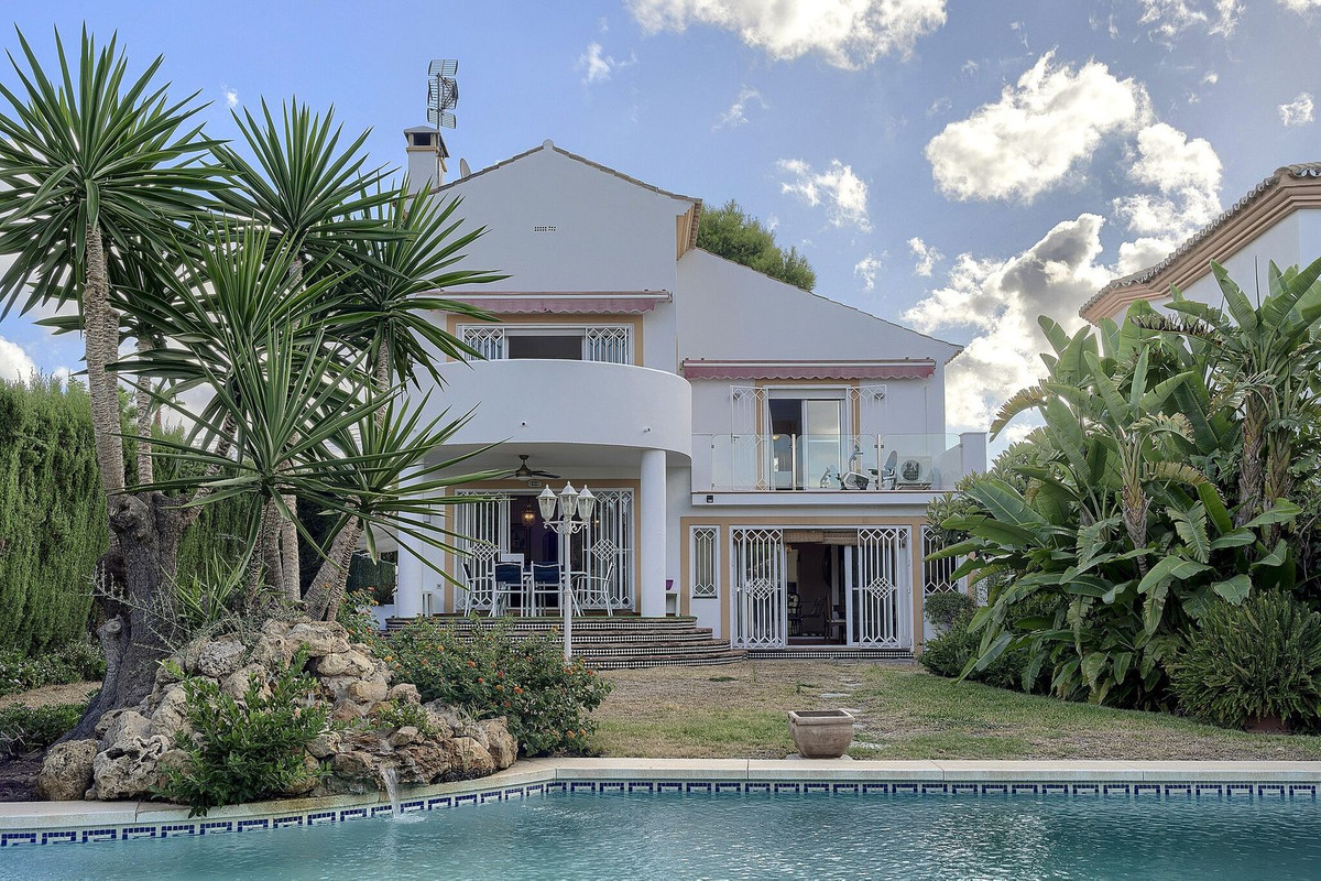 Duplex te koop in Marbella | 5 slaapkamers H5478139