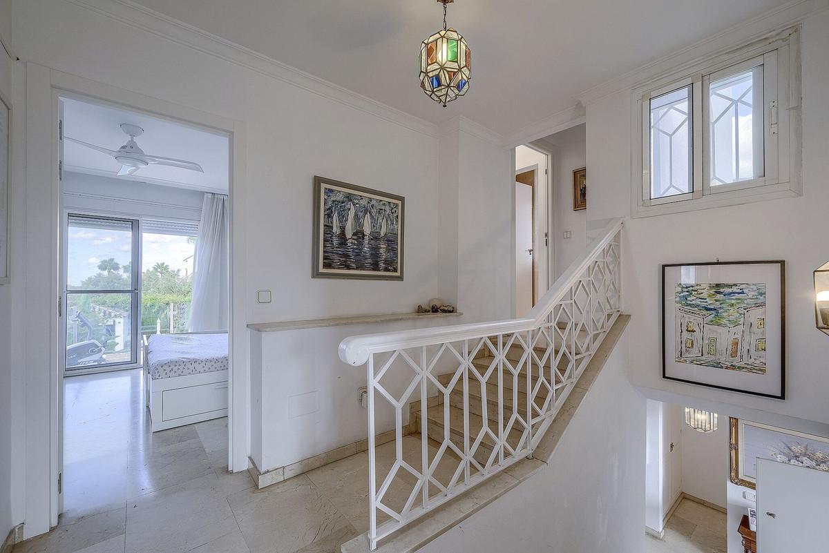 Duplex te koop in Marbella | 5 slaapkamers H5478139