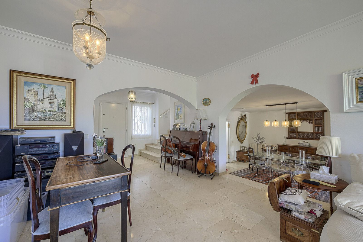Duplex te koop in Marbella | 5 slaapkamers H5478139