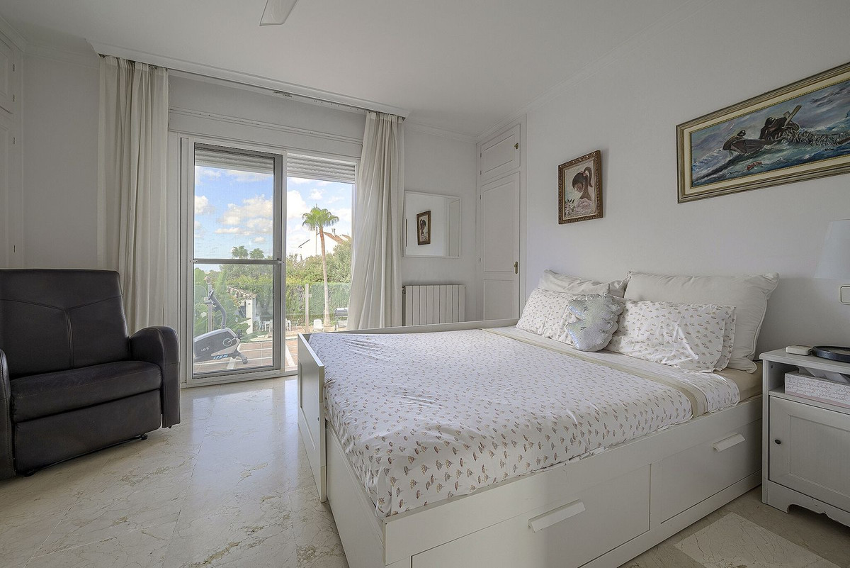 Duplex te koop in Marbella | 5 slaapkamers H5478139