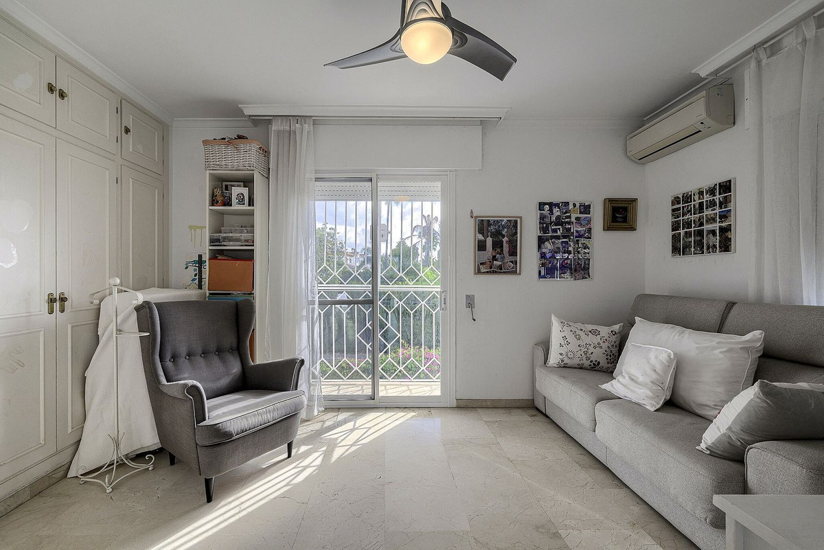 Duplex te koop in Marbella | 5 slaapkamers H5478139