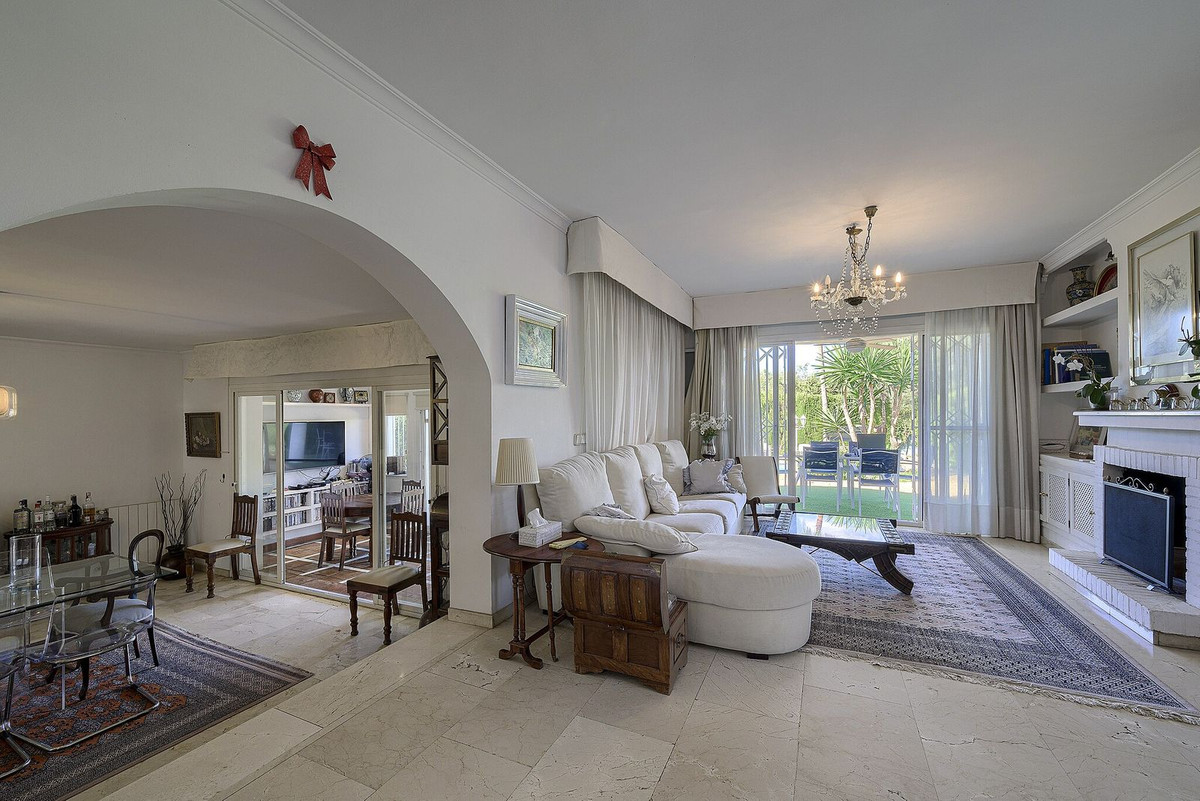 Duplex te koop in Marbella | 5 slaapkamers H5478139