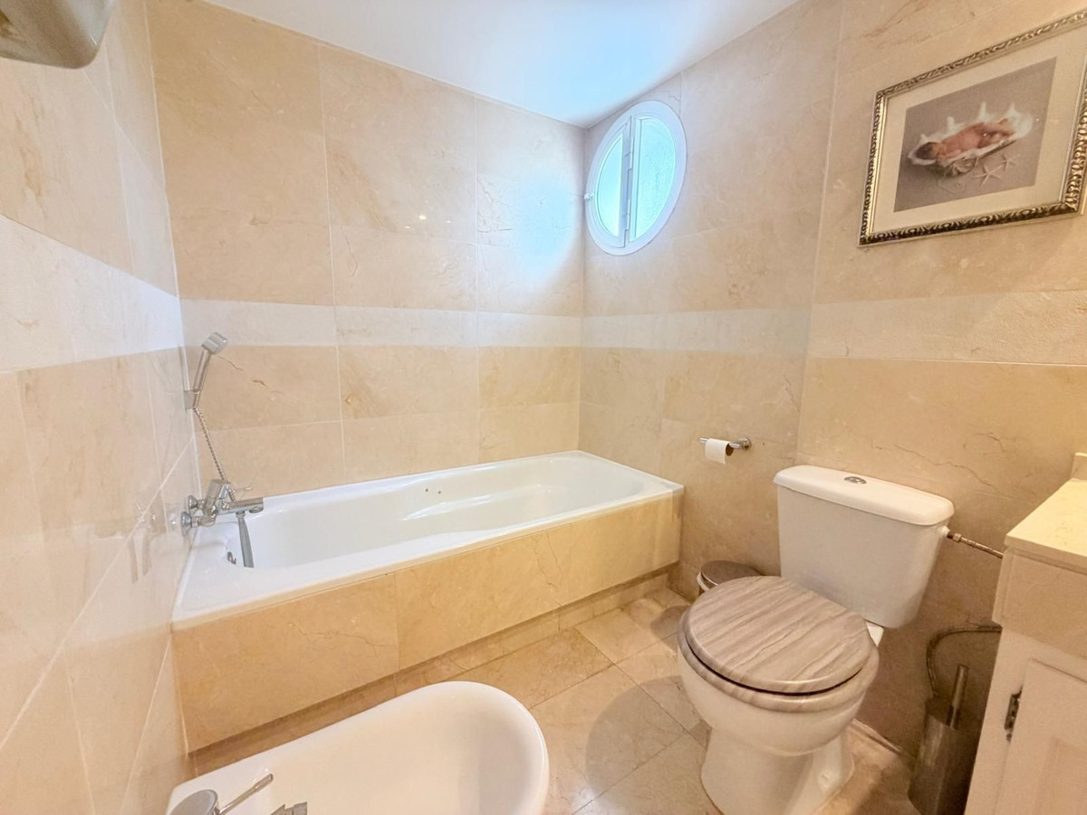 Appartement te koop in Marbella | 3 slaapkamers H5486572