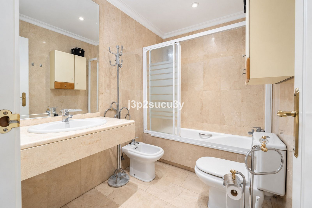 Appartement te koop in Marbella | 2 slaapkamers H5486707