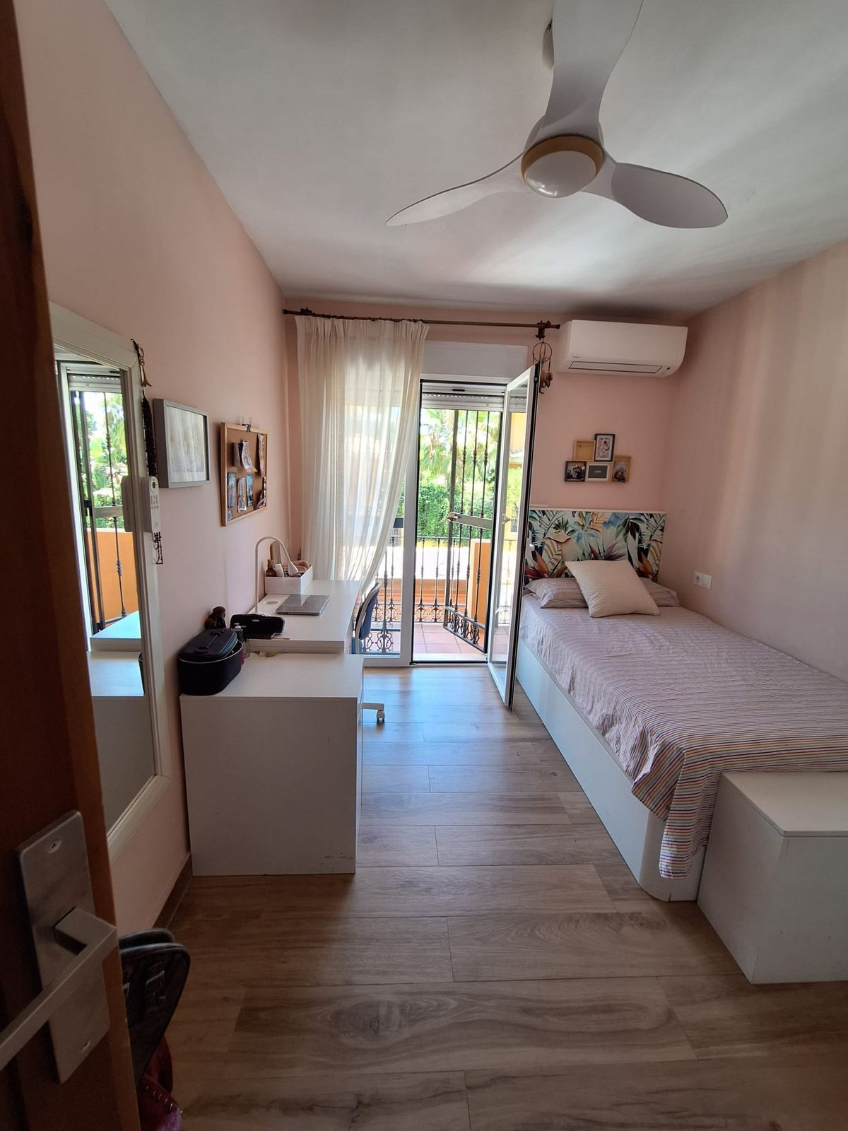 Penthouse te koop in Marbella | 3 slaapkamers H5488186