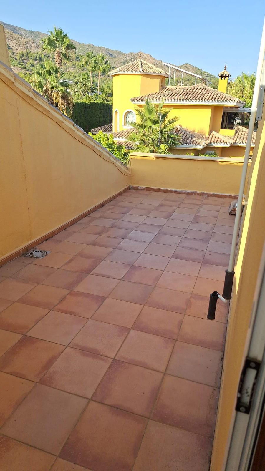 Penthouse te koop in Marbella | 3 slaapkamers H5488186