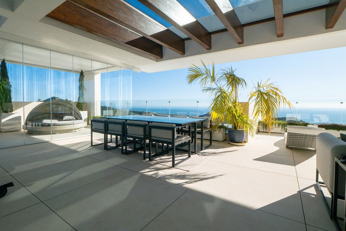 Penthouse te koop in Marbella | 3 slaapkamers H5491675