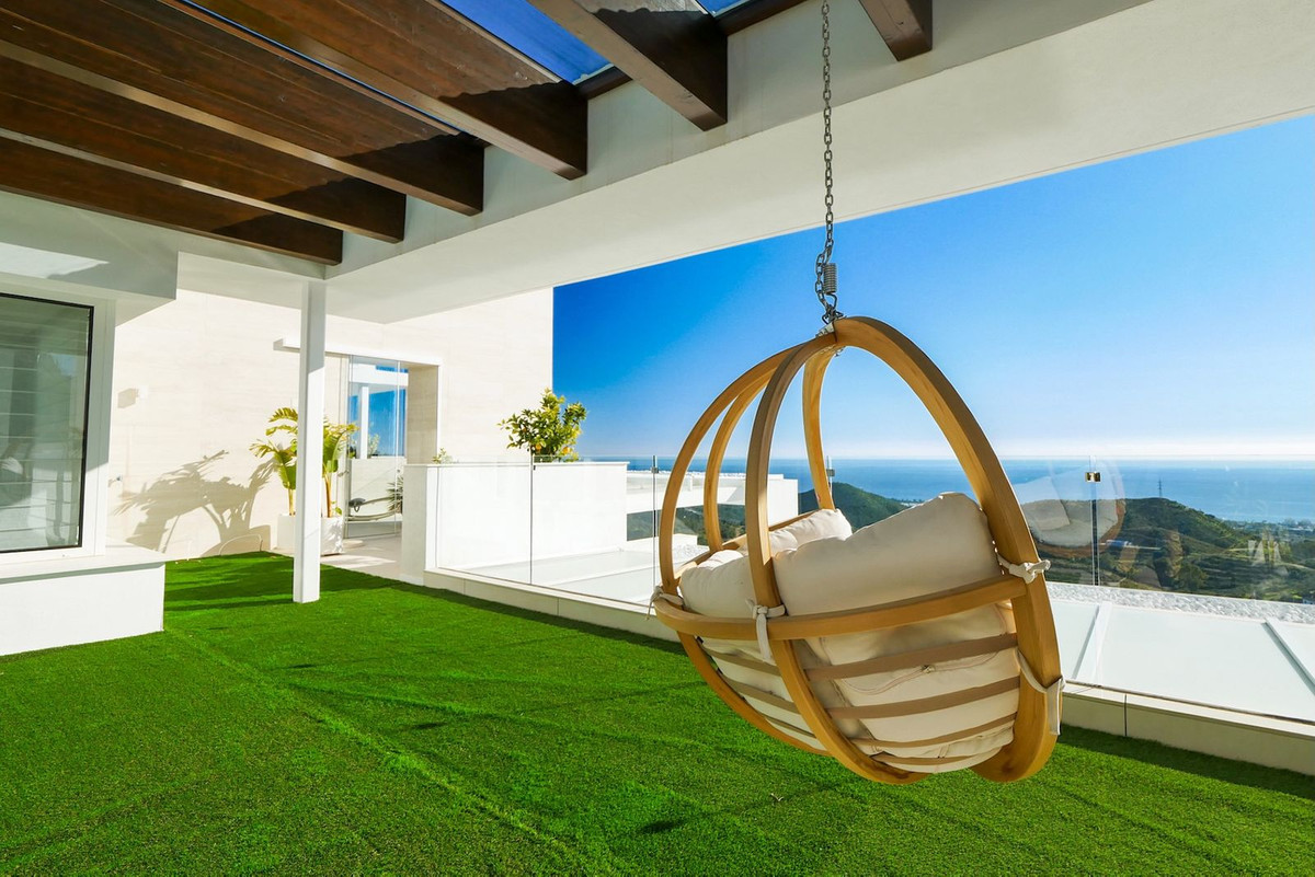 Penthouse te koop in Marbella | 3 slaapkamers H5491675