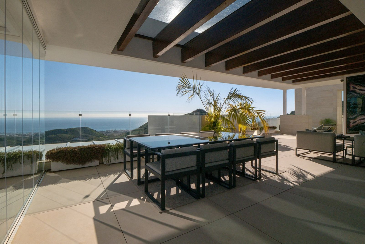 Penthouse te koop in Marbella | 3 slaapkamers H5491675