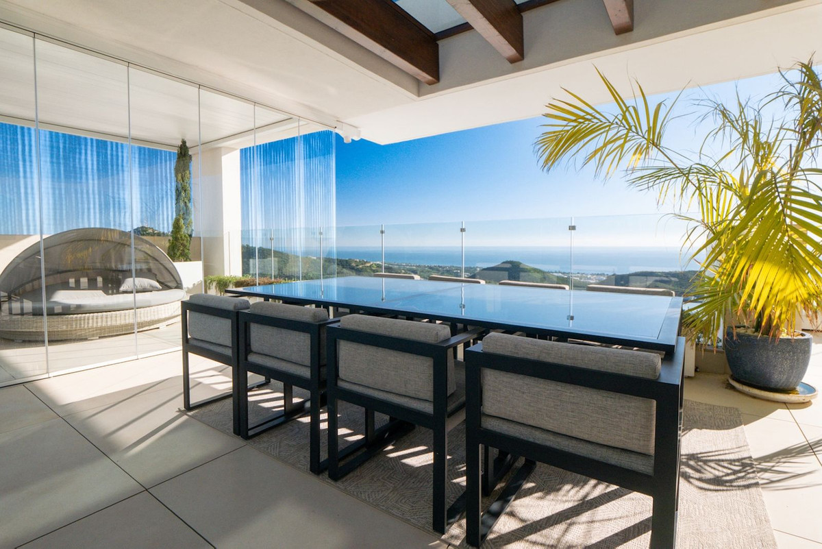 Penthouse te koop in Marbella | 3 slaapkamers H5491675