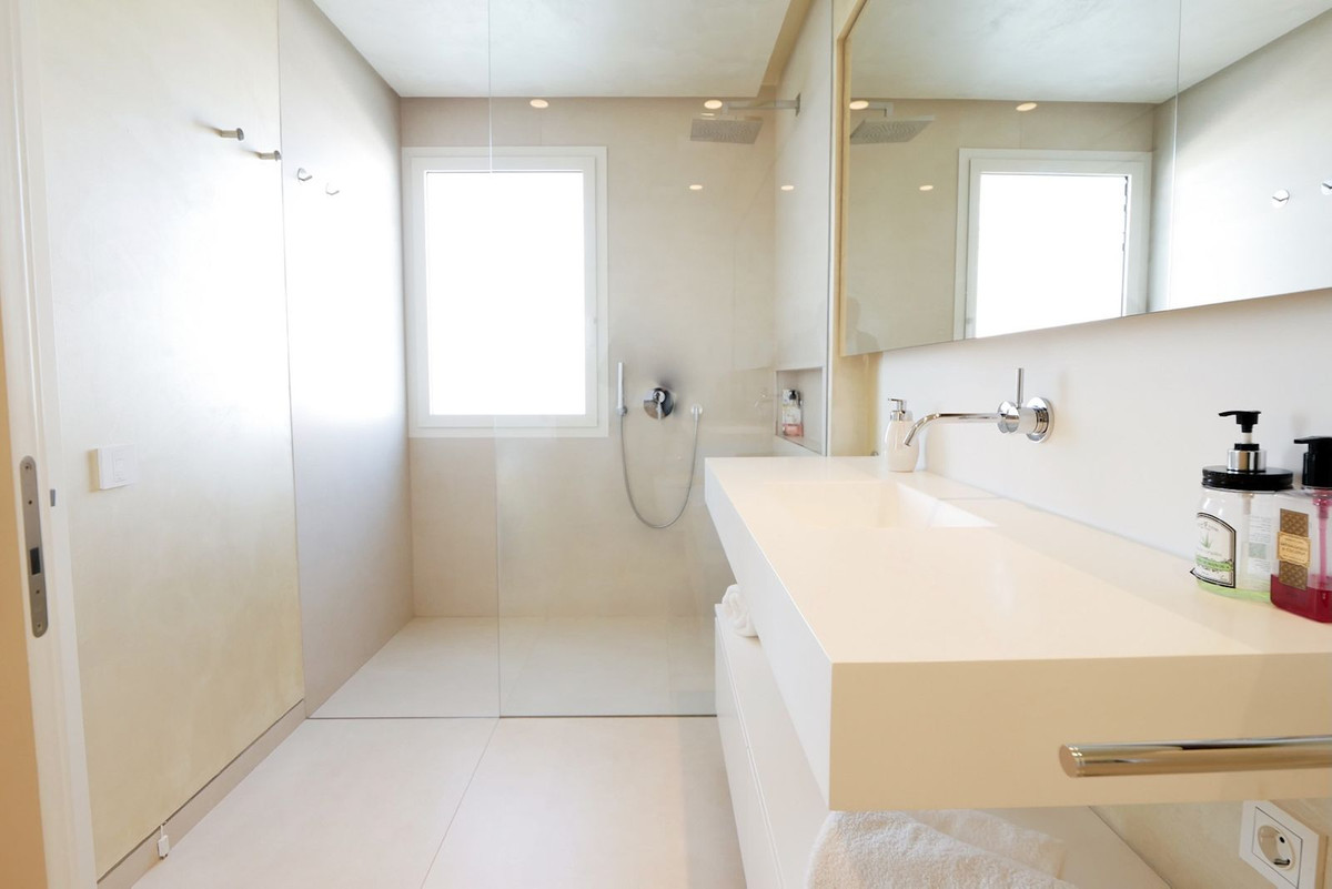 Penthouse te koop in Marbella | 3 slaapkamers H5491675