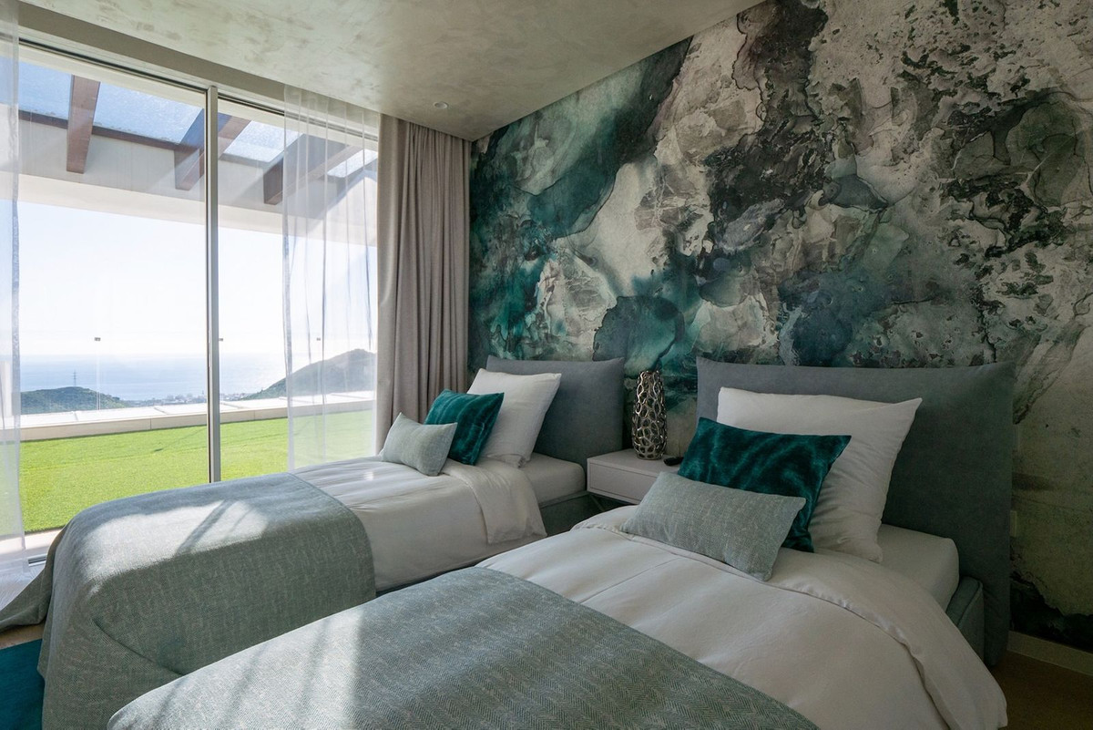 Penthouse te koop in Marbella | 3 slaapkamers H5491675