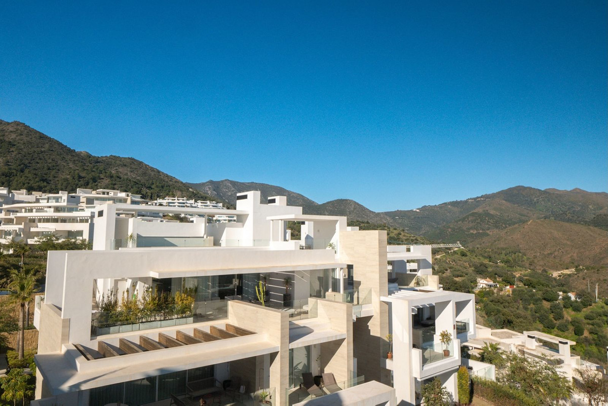 Penthouse te koop in Marbella | 3 slaapkamers H5491675