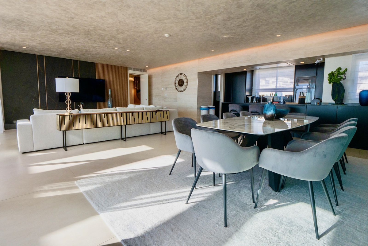 Penthouse te koop in Marbella | 3 slaapkamers H5491675
