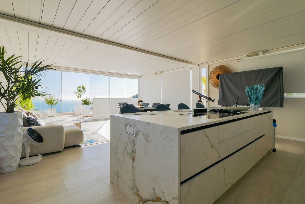 Penthouse te koop in Marbella | 3 slaapkamers H5491675