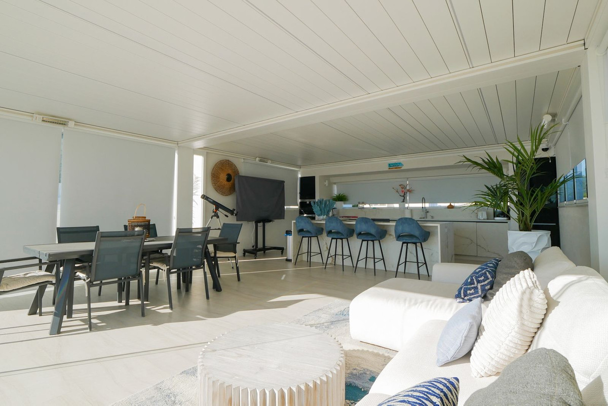 Penthouse te koop in Marbella | 3 slaapkamers H5491675