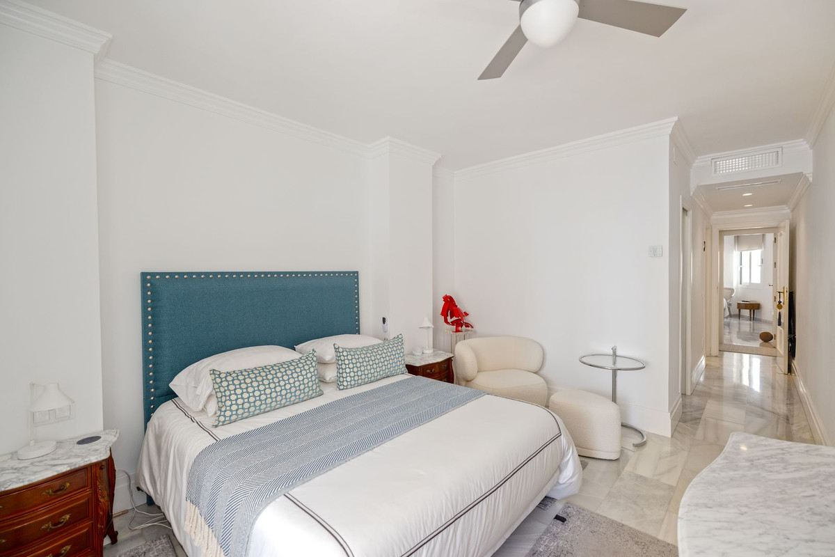 Appartement te koop in Marbella | 4 slaapkamers H5492311