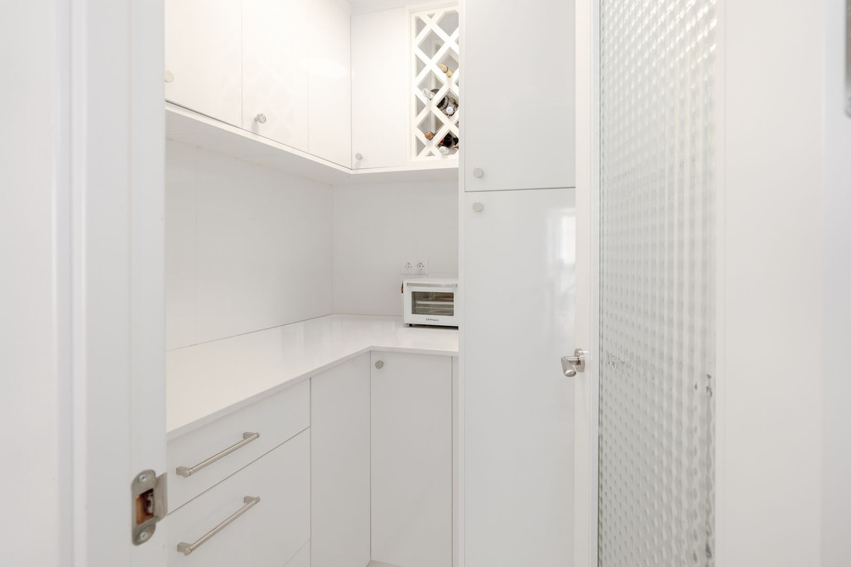Appartement te koop in Marbella | 4 slaapkamers H5492311