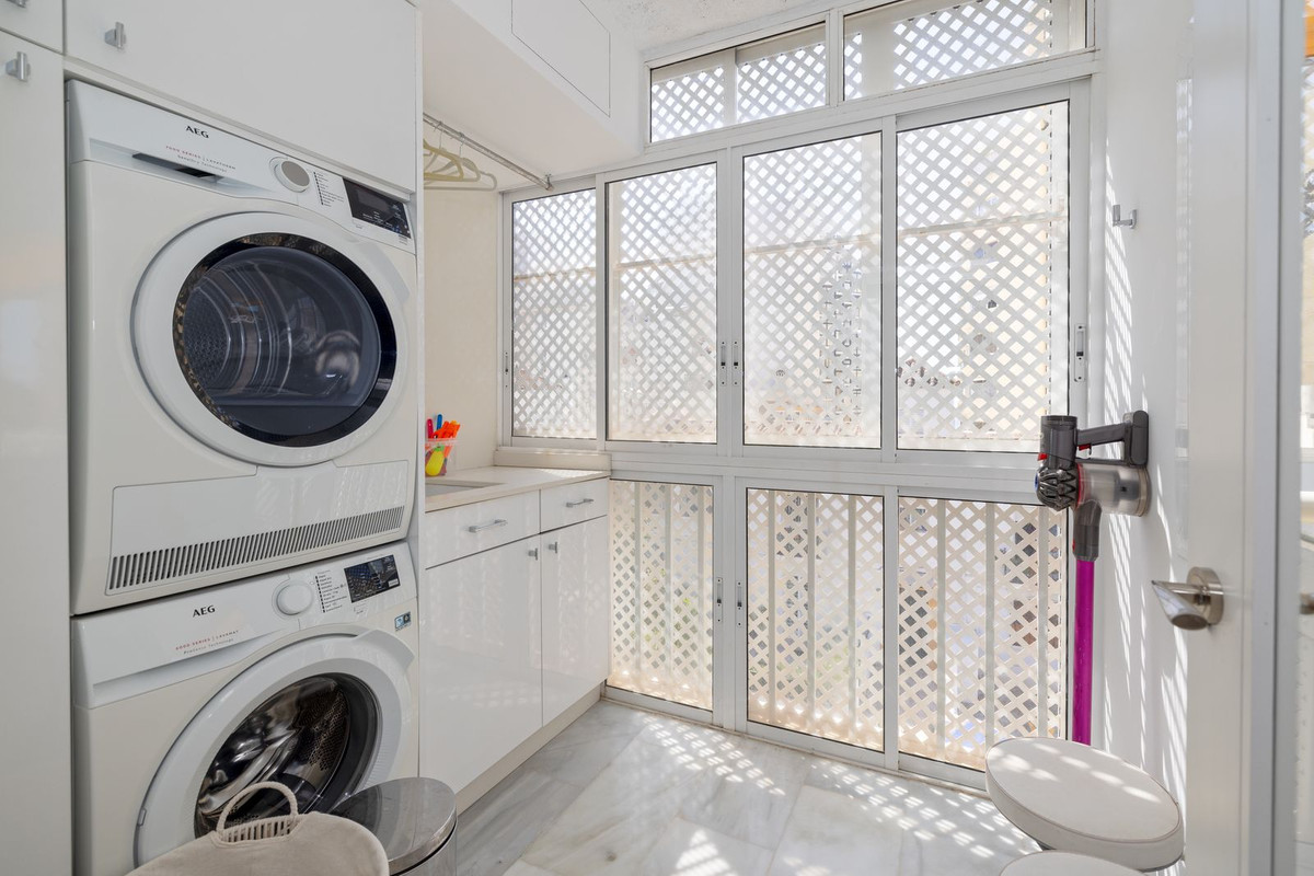 Appartement te koop in Marbella | 4 slaapkamers H5492311