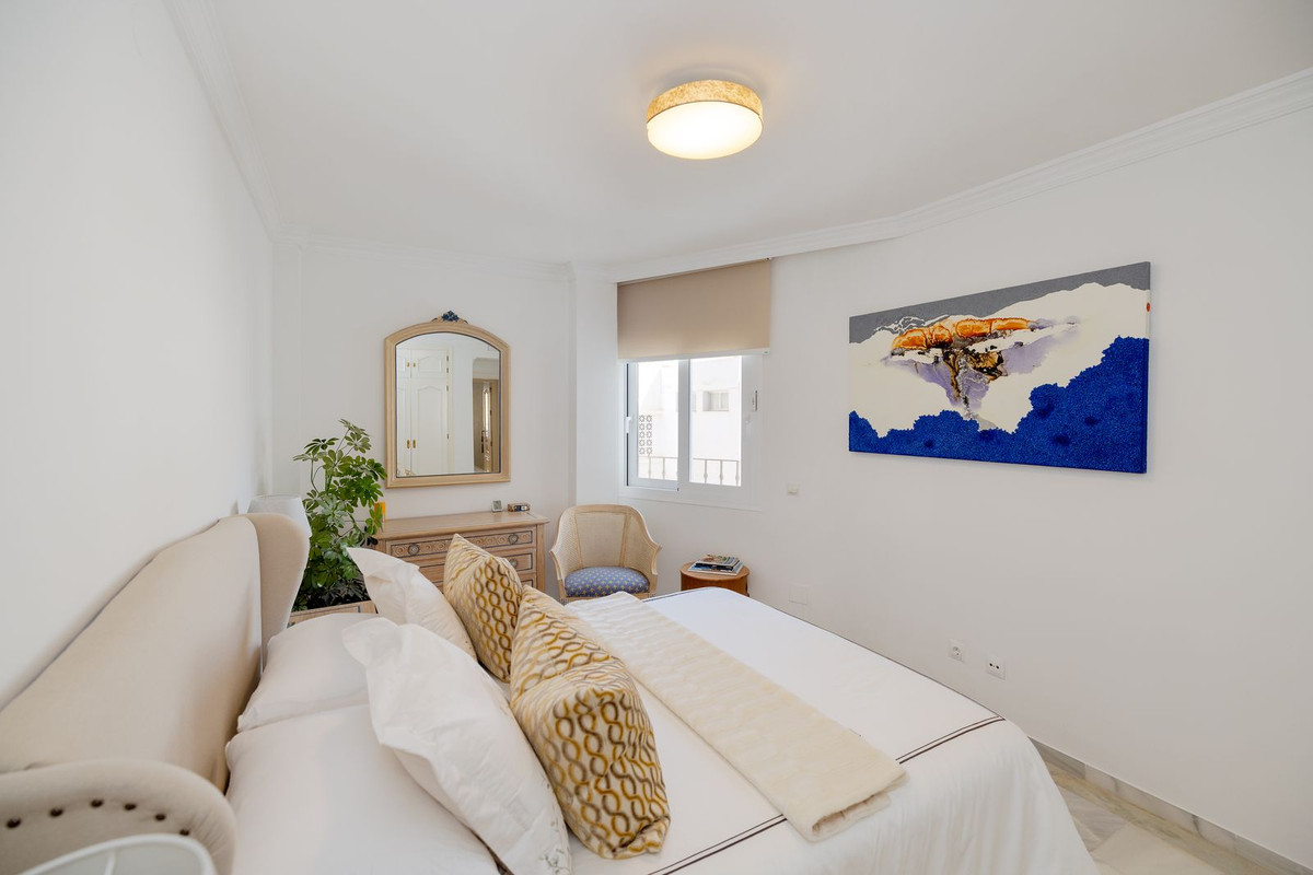Appartement te koop in Marbella | 4 slaapkamers H5492311