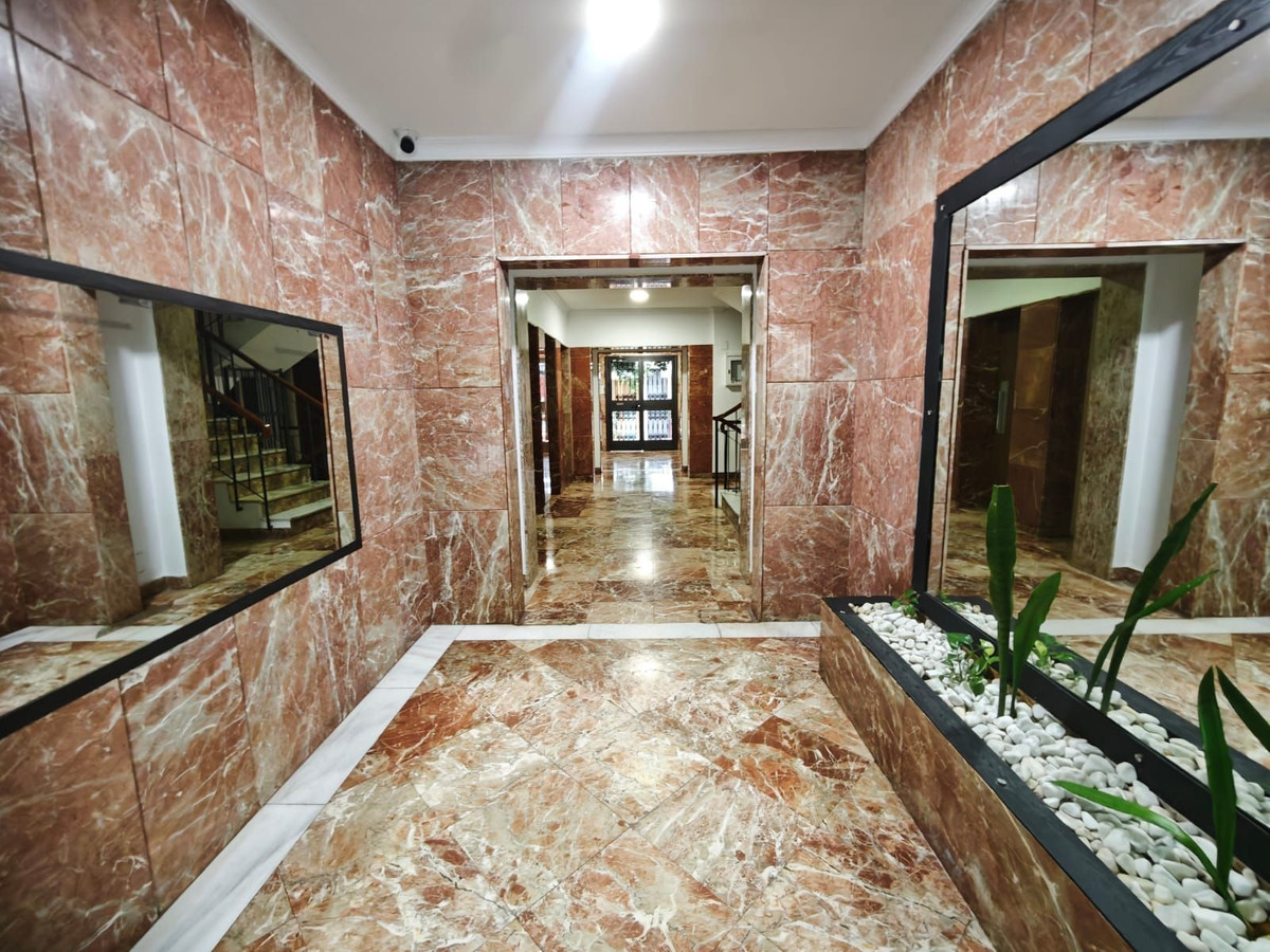 Appartement te koop in Marbella | 2 slaapkamers H5494357