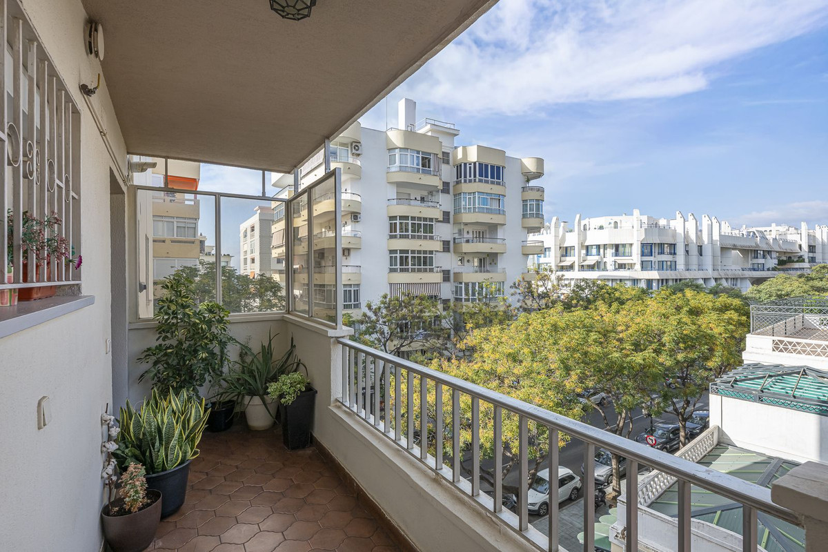 Appartement te koop in Marbella | 3 slaapkamers H5495128