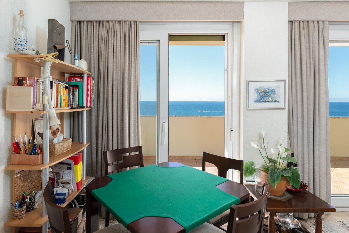 Penthouse te koop in Marbella | 3 slaapkamers H5499775