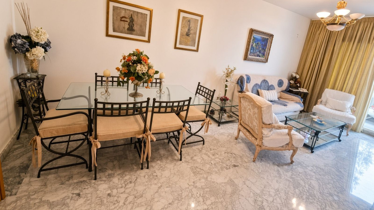 Appartement te koop in Marbella | 3 slaapkamers H5500534