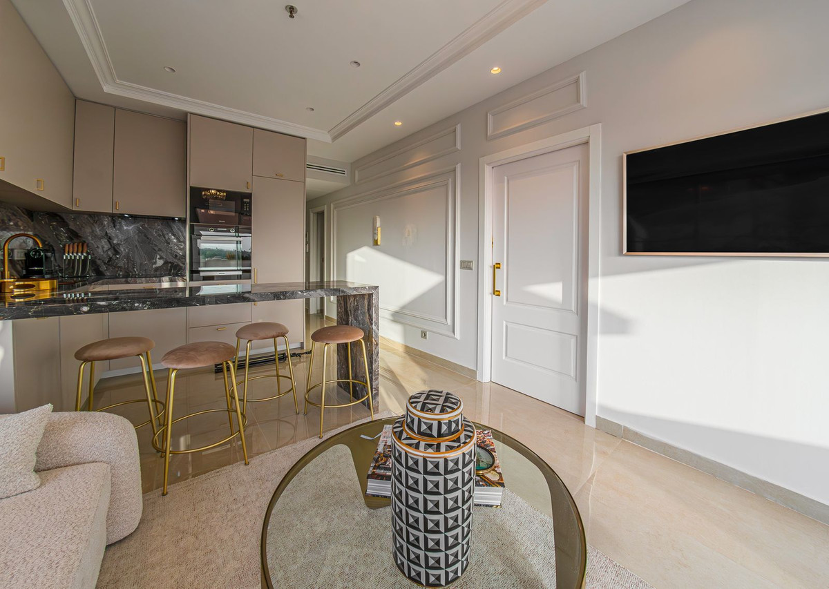 Penthouse te koop in Marbella | 2 slaapkamers H5502802