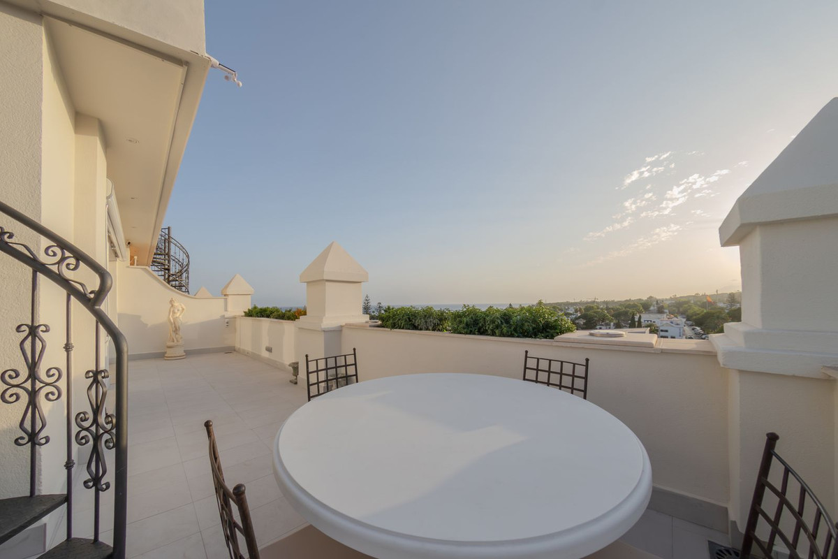Penthouse te koop in Marbella | 2 slaapkamers H5502802