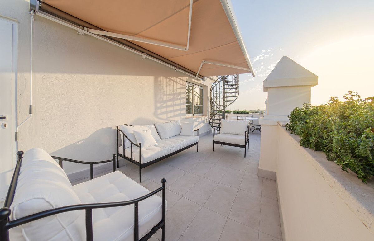 Penthouse te koop in Marbella | 2 slaapkamers H5502802