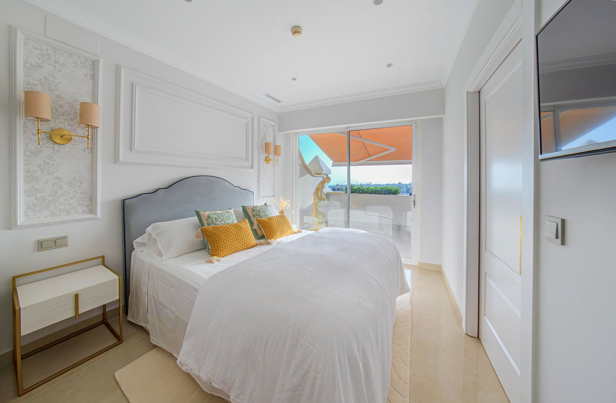 Penthouse te koop in Marbella | 2 slaapkamers H5502802